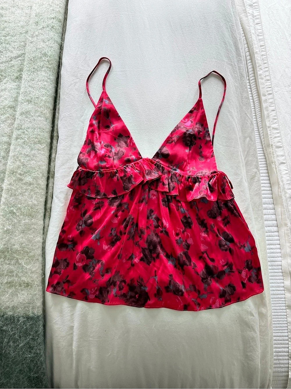 GANNI Printed Satin Strap Top Floral Ruffle Camisole in Pink & Black Size XS NWT